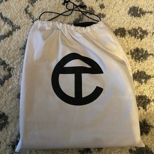 Telford bag in black